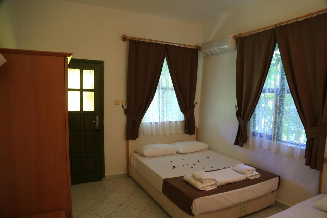 Bed and Breakfast Tunays Pansiyon Çıralı Pokoj fotografie